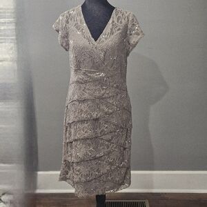 Scarlett Sequence Tiered Lace Cap Sleeve Women's Evening Party Dress Sz 16